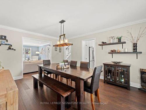 6 Mapleglen Crt, Whitby, ON - Indoor Photo Showing Dining Room