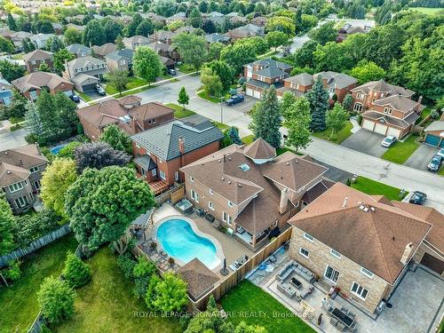 6 Mapleglen Crt, Whitby, ON - Outdoor With In Ground Pool With View