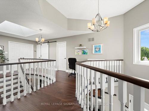 6 Mapleglen Crt, Whitby, ON - Indoor Photo Showing Other Room