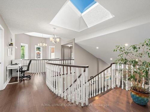 6 Mapleglen Crt, Whitby, ON - Indoor Photo Showing Other Room