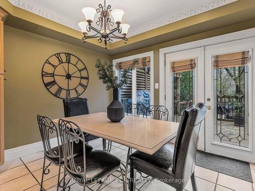 34 Garden Ave, Richmond Hill, ON - Indoor Photo Showing Dining Room