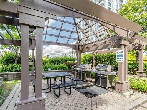 608-5229 Dundas St W, Toronto, ON - Outdoor With Deck Patio Veranda