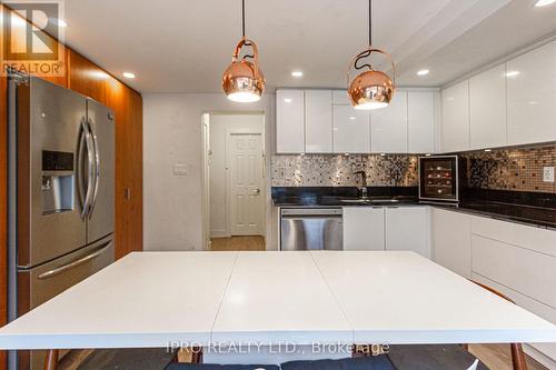 1211 Lorne Park Road, Mississauga, ON - Indoor Photo Showing Kitchen With Double Sink