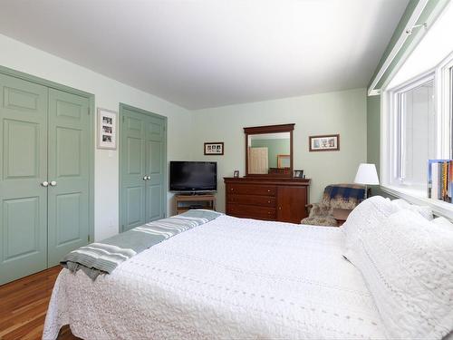 Chambre Ã  coucher principale - 220 Rue De L'Église, Rosemère, QC - Indoor Photo Showing Bedroom