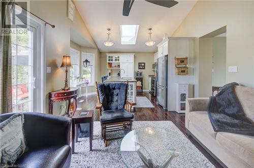 40 Meadvale Road, Acton, ON - Indoor Photo Showing Living Room