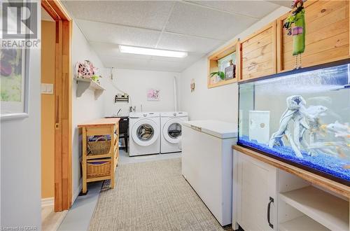 40 Meadvale Road, Acton, ON - Indoor Photo Showing Laundry Room