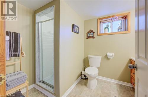 40 Meadvale Road, Acton, ON - Indoor Photo Showing Bathroom