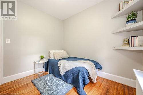 7 Alexandra Street, Guelph, ON - Indoor Photo Showing Bedroom