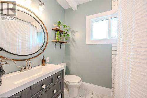 7 Alexandra Street, Guelph, ON - Indoor Photo Showing Bathroom