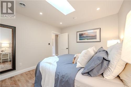 7 Alexandra Street, Guelph, ON - Indoor Photo Showing Bedroom