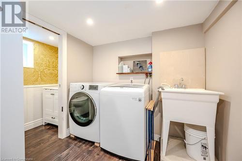 7 Alexandra Street, Guelph, ON - Indoor Photo Showing Laundry Room