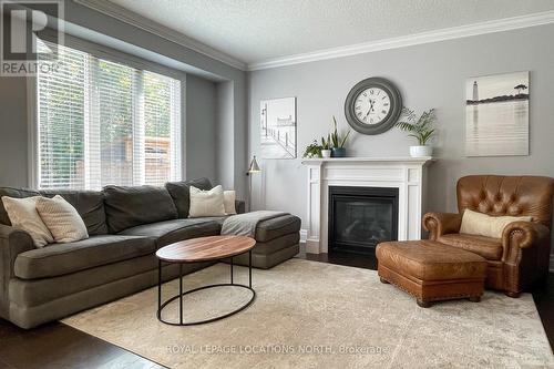 29 Garbutt Crescent, Collingwood, ON - Indoor Photo Showing Living Room With Fireplace