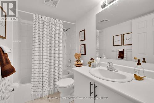 1 - 6 Petra Way, Whitby (Pringle Creek), ON - Indoor Photo Showing Bathroom