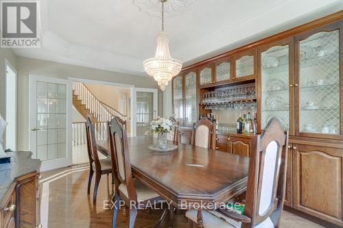 5392 Vail Court, Mississauga, ON - Indoor Photo Showing Dining Room