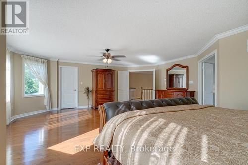 5392 Vail Court, Mississauga, ON - Indoor Photo Showing Bedroom