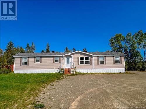 7 Des Pionniers Avenue, Balmoral, NB - Outdoor