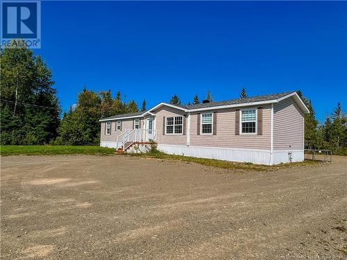 7 Des Pionniers Avenue, Balmoral, NB - Outdoor