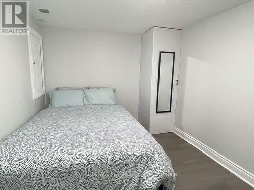 30 Southmoor Drive, Kitchener, ON - Indoor Photo Showing Bedroom