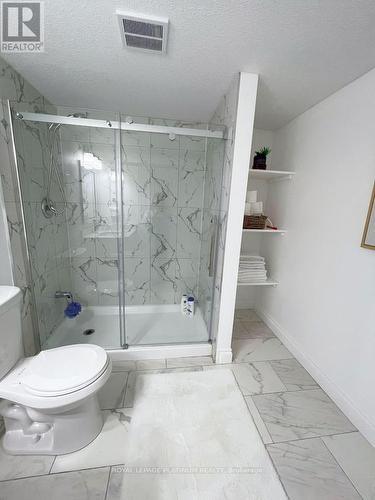 30 Southmoor Drive, Kitchener, ON - Indoor Photo Showing Bathroom