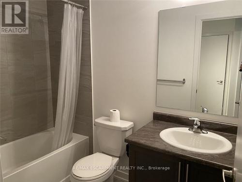 44 - 590 North Service Road, Hamilton, ON - Indoor Photo Showing Bathroom