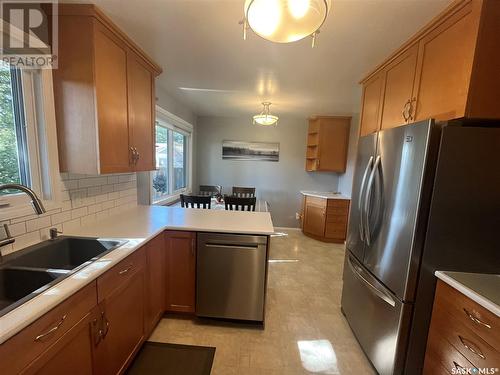 42 Laurentian Drive, Saskatoon, SK - Indoor Photo Showing Kitchen With Stainless Steel Kitchen With Double Sink