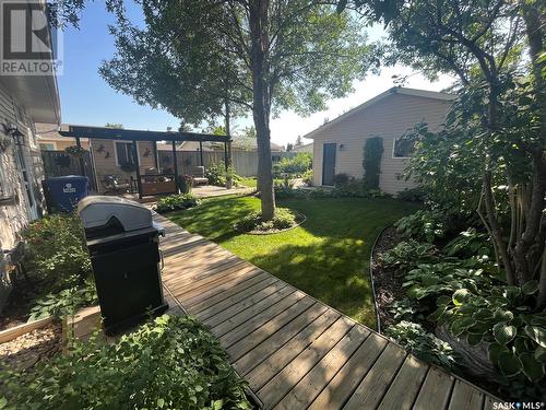 42 Laurentian Drive, Saskatoon, SK - Outdoor With Deck Patio Veranda