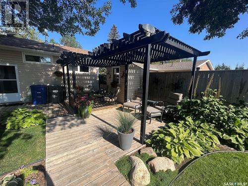 42 Laurentian Drive, Saskatoon, SK - Outdoor