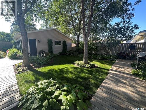 42 Laurentian Drive, Saskatoon, SK - Outdoor