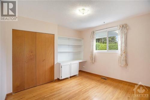 1056 Harkness Avenue, Ottawa, ON - Indoor Photo Showing Other Room