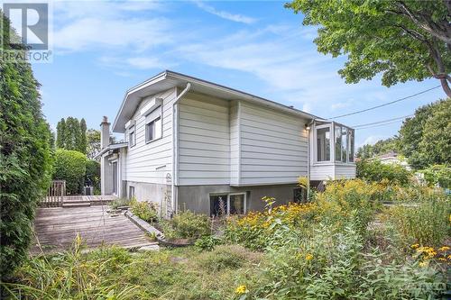 1056 Harkness Avenue, Ottawa, ON - Outdoor