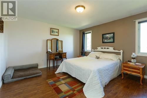 4700 Old Walnut Road, Brooke-Alvinston, ON - Indoor Photo Showing Bedroom