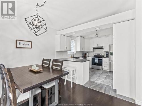 855 Lawndale Avenue, Kingsville, ON - Indoor Photo Showing Dining Room