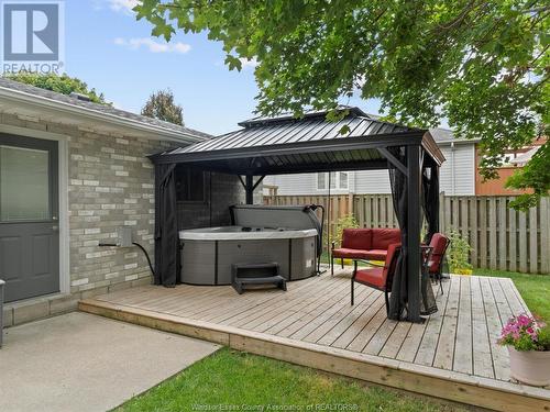 855 Lawndale Avenue, Kingsville, ON - Outdoor With Deck Patio Veranda With Exterior