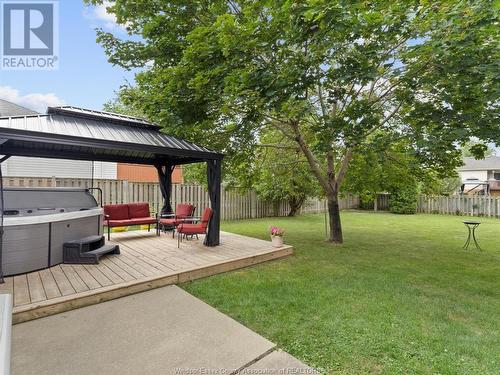 855 Lawndale Avenue, Kingsville, ON - Outdoor With Deck Patio Veranda With Backyard