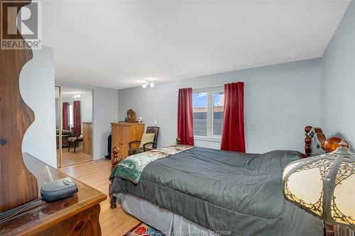 24 Robin Crescent, Lakeshore, ON - Indoor Photo Showing Bedroom