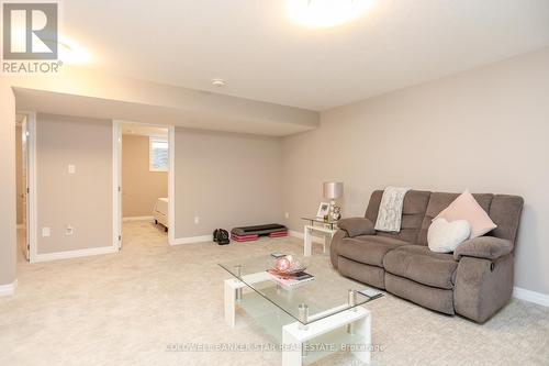 23 Feathers Crossing, St. Thomas, ON - Indoor Photo Showing Living Room