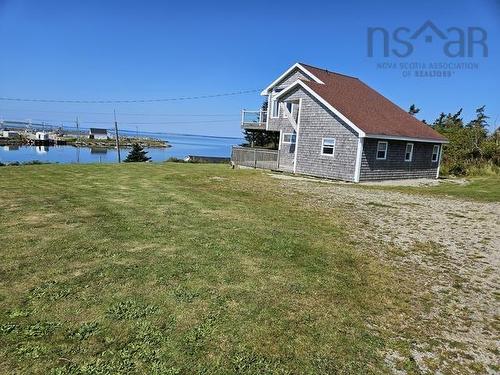 400 Abbotts Harbour Road, Middle West Pubnico, NS 