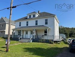 15-17 Russell Street  Amherst, NS B4H 2S5