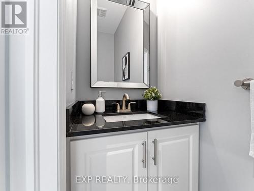 70 Brookhaven Crescent, Markham (Berczy), ON -  Photo Showing Bathroom