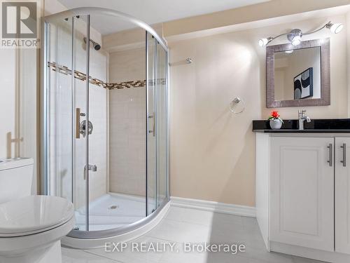 70 Brookhaven Crescent, Markham, ON - Indoor Photo Showing Bathroom