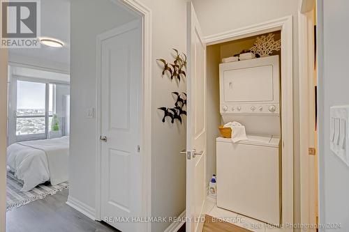 Ph02 - 30 Herons Hill Way, Toronto (Henry Farm), ON - Indoor Photo Showing Laundry Room