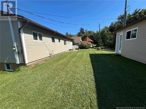 1975 Queen Elizabeth Drive, Bathurst, NB - Outdoor With Exterior