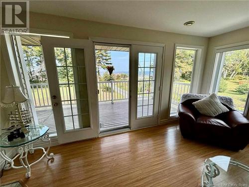 1975 Queen Elizabeth Drive, Bathurst, NB - Indoor Photo Showing Living Room