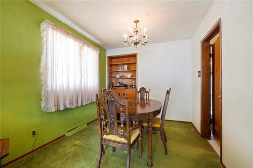 22 Coral Crescent, Winnipeg, MB - Indoor Photo Showing Dining Room