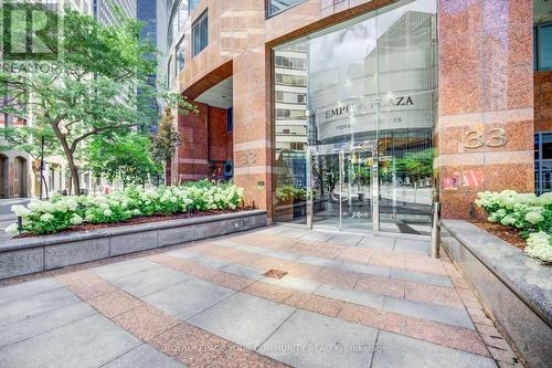 1504 - 33 University Avenue, Toronto (Bay Street Corridor), ON - Outdoor