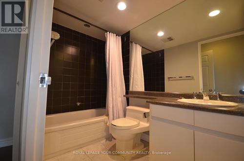 1504 - 33 University Avenue, Toronto, ON - Indoor Photo Showing Bathroom