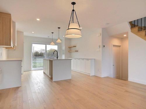 Dining room - 926 Rue Pierre-Gauthier, Chambly, QC - Indoor Photo Showing Kitchen