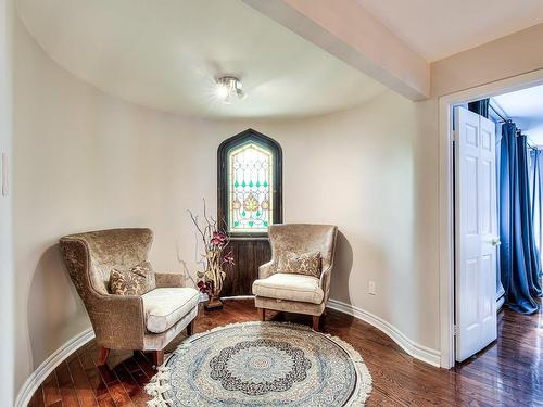 Mezzanine - 19 Rue St-Judes, Laval (Chomedey), QC - Indoor Photo Showing Living Room