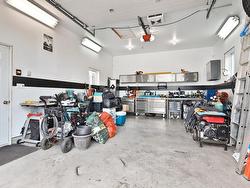 Garage - 