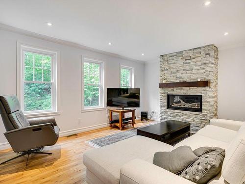 Living room - 1534 Rue Michel-Blondin, Prévost, QC - Indoor Photo Showing Living Room With Fireplace